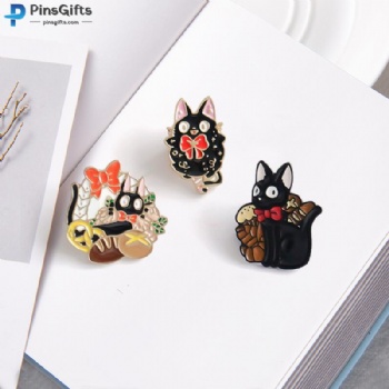 Soft enamel pins pins anime custom pin badge