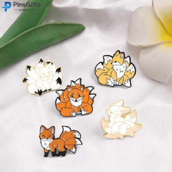 Badge factory custom lapel pins animals metal pins