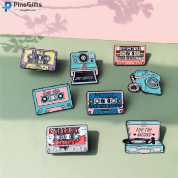 Enamel lapel pin music cover record metal pins