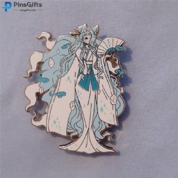 Pins Manufacturer customize anime enamel pin badge