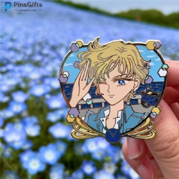 Custom pins metal logo cute anime hard enamel pins