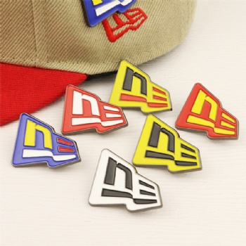 Custom Logo New Era Hat Pins Fashion Enamel Pins